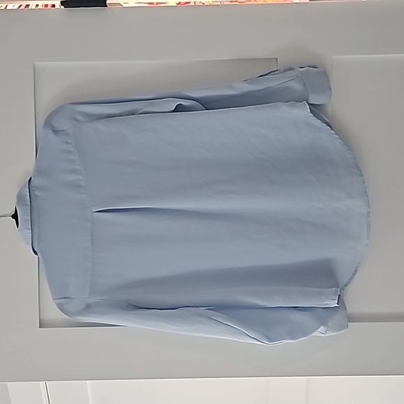 H&M Womens Powder Blue 100%Ployester blouse Size 4 - Picture 4 of 6